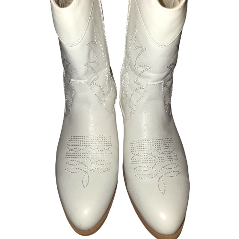 PepPep White Western Cowgirl Boots Size 11 Ankle Boots - Picture 5 of 9
